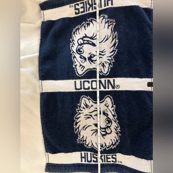 From team effort, UConn Husky towel, navy and white - Picture 2 of 4